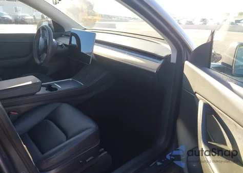 2022 Tesla Model Y Performance Dual Motor All-Wheel Drive из США, поврежденный, VIN 7SAYGDEF3NF405901